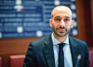 У Макрона назвали наилучшую гарантию мира для Украины