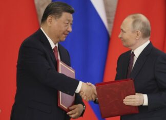 FT: Китай готовится открыть внутренний рынок облигаций для российских энергокомпаний