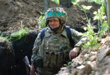 Россияне потеряли более 1000 солдат, 2 самолета и вертолет: Генштаб обновил данные за сутки