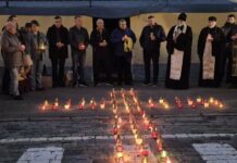 В Харькове зажгли свечу в память погибших во время Голодомора, — ФОТО, ВИДЕО