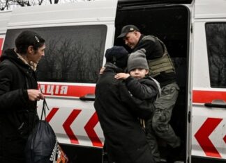 В Харьковской области десятки семей отказываются эвакуировать детей: убедить невозможно