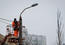 В шести областях перебои со светом, по всей Украине будет больше отключений