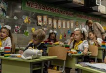 Метро, укрытие и онлайн: как в Харькове начали новый семестр