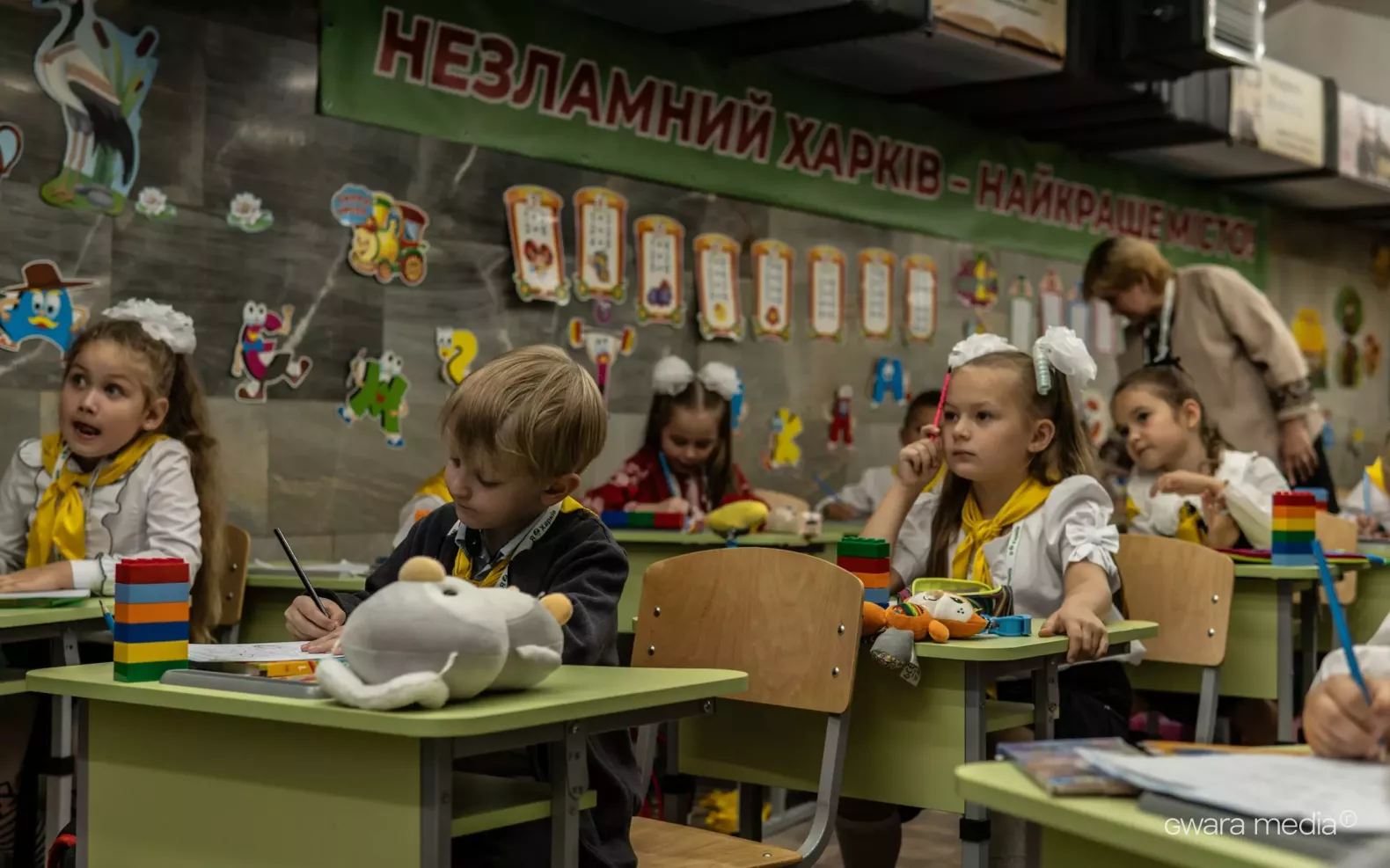 Метро, укрытие и онлайн: как в Харькове начали новый семестр