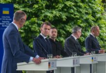 Гарантии безопасности для Украины: СМИ обнародовали черновик декларации саммита в Париже