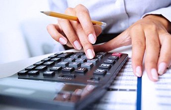 От кассира-операциониста до бухгалтера: вакансии для тех, кто ценит деньги