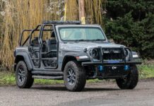 На нем ездил Том Круз: с молотка уйдет знаковое авто из фильма «Миссия невыполнима» (видео)