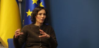 Украина получит новые транши от ЕС в ближайшее время: заявление еврокомиссара