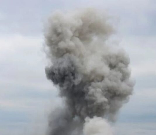 В одном из районов Киева прогремел мощный взрыв без воздушной тревоги, — соцсети