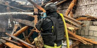 Медучреждение на Харьковщине подверглось атаке россиян: возник масштабный пожар, — ФОТО