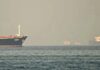 Иран готов пропускать суда через Ормузский пролив, но при одном условии: чего требует Тегеран, — CNN