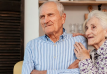 Апрельская выплата 1500 гривен: юристы раскрыли скрытое ограничение, которое отсечёт часть пенсионеров