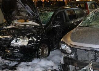 Враг бьет дважды: коммунальные службы ликвидируют последствия атак в Харькове