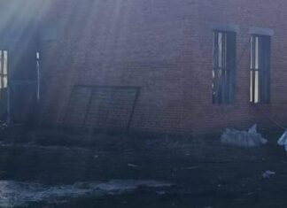 Дроны снова бьют по Харьковщине: раненый мужчина, пожар и разрушенные дома