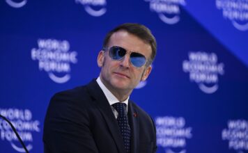 «Сугубо оборонительная» миссия: Макрон заявил о развертывании флота в Ормузском проливе