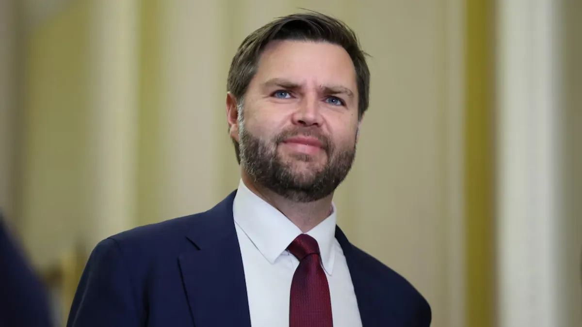 Джей Ди Вэнс назвал главных «миротворцев» в войне в Украине (видео)