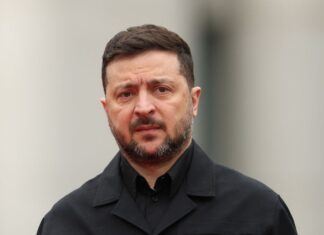 «Не заслуживает никакого смягчения санкций»: Зеленский отреагировал на ночную атаку РФ
