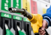 «Нас просто обманывают»: эксперт объяснил, есть ли разница между премиальным и обычным топливом на украинских АЗС