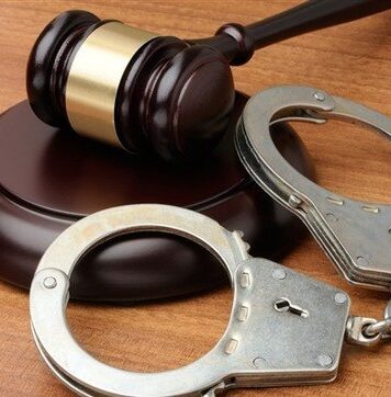 Рецидивист скрылся с фронта, чтобы украсть телевизор: самые интересные приговоры на Харьковщине