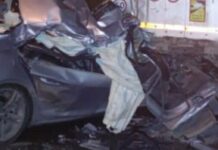 Не разминулся с припаркованным грузовиком: ДТП в Харькове