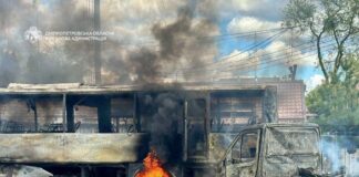 Российский дрон попал в автобус в Днепре: в городе фиксируют пожары, есть жертвы (фото)