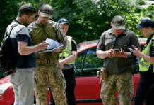 Для представителей ТЦК хотят ввести обязательные жетоны и новые правила общения, — законопроект