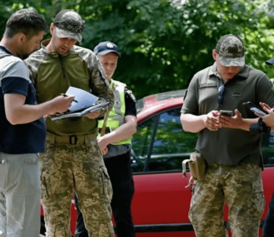 Для представителей ТЦК хотят ввести обязательные жетоны и новые правила общения, — законопроект