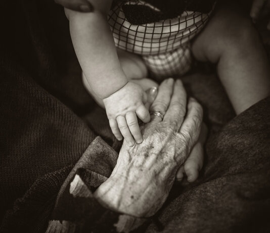 С возрастом время действительно «летит» быстрее: мы наконец-то знаем, почему