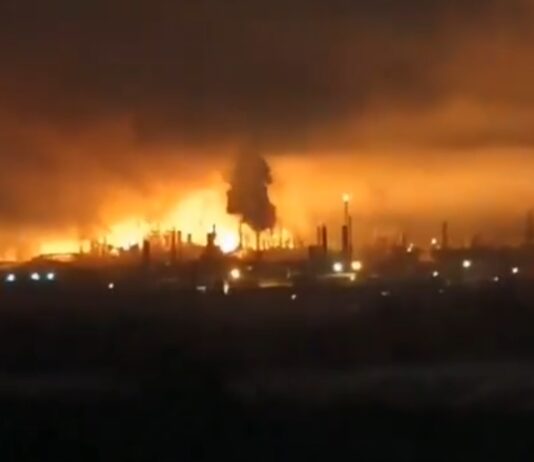 «Бьем вербой и дронами»: в СБС подтвердили удары по порту Приморск и «Лукойлу»