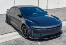 Новейший американский электрокар потерял почти $100 000 в стоимости после 5300 км пробега