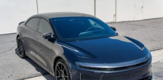 Новейший американский электрокар потерял почти $100 000 в стоимости после 5300 км пробега