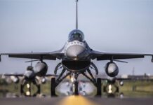 Массированная атака РФ по Украине частично парализовала авиасообщение в Польше: детали