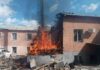 Россияне днем атаковали отделение полиции в Прилуках (фото)