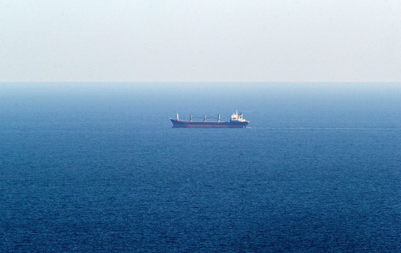 Швеция задержала балкер, направлявшийся из России