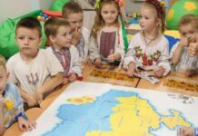 Под землей, но с лифтами и мультимедиа: в Харьковской области появилась еще одна школа-бункер для детей