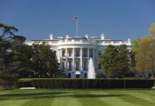 Строительство бального зала Трампа столкнулось с новым препятствием