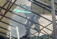 Рашисты ударили по Чугуеву: после атаки в городе вспыхнул масштабный пожар
