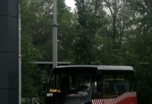 В Харькове часть маршрутов общественного транспорта изменяется из-за опасности FPV-дронов