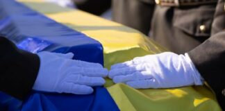 Под Киевом похоронили неизвестных героев: среди них – защитники из Харьковщины