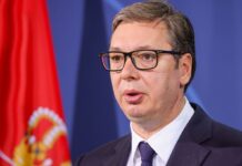 Президент Сербии объявил о планах провести досрочные выборы в парламент