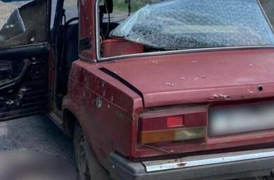 Загинула жінка та є поранені: росіяни атакували автівку на Харківщині