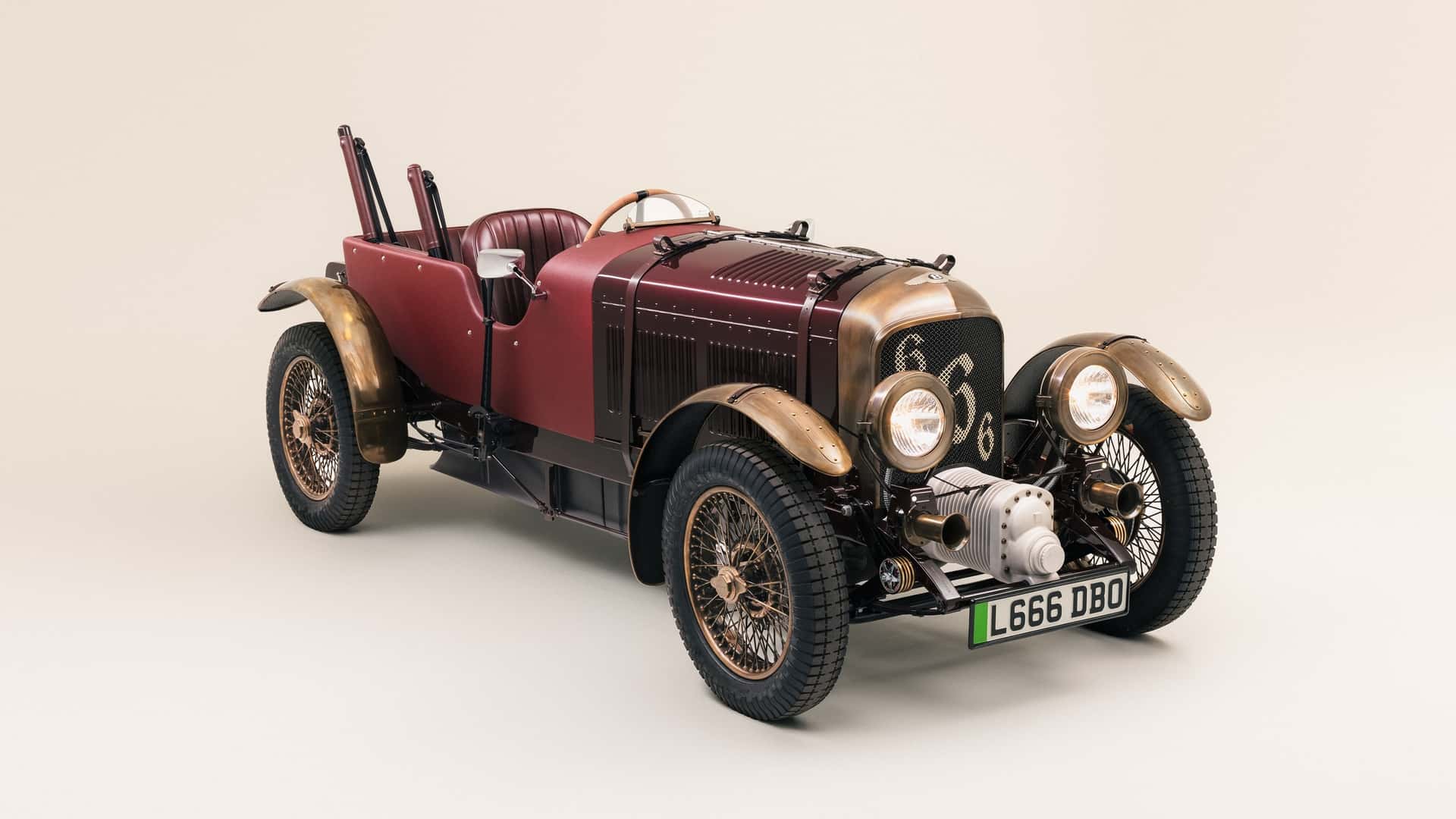 Классика на новый лад: для Джейсона Момоа создали электрокар Bentley в ретро-стиле (фото)
