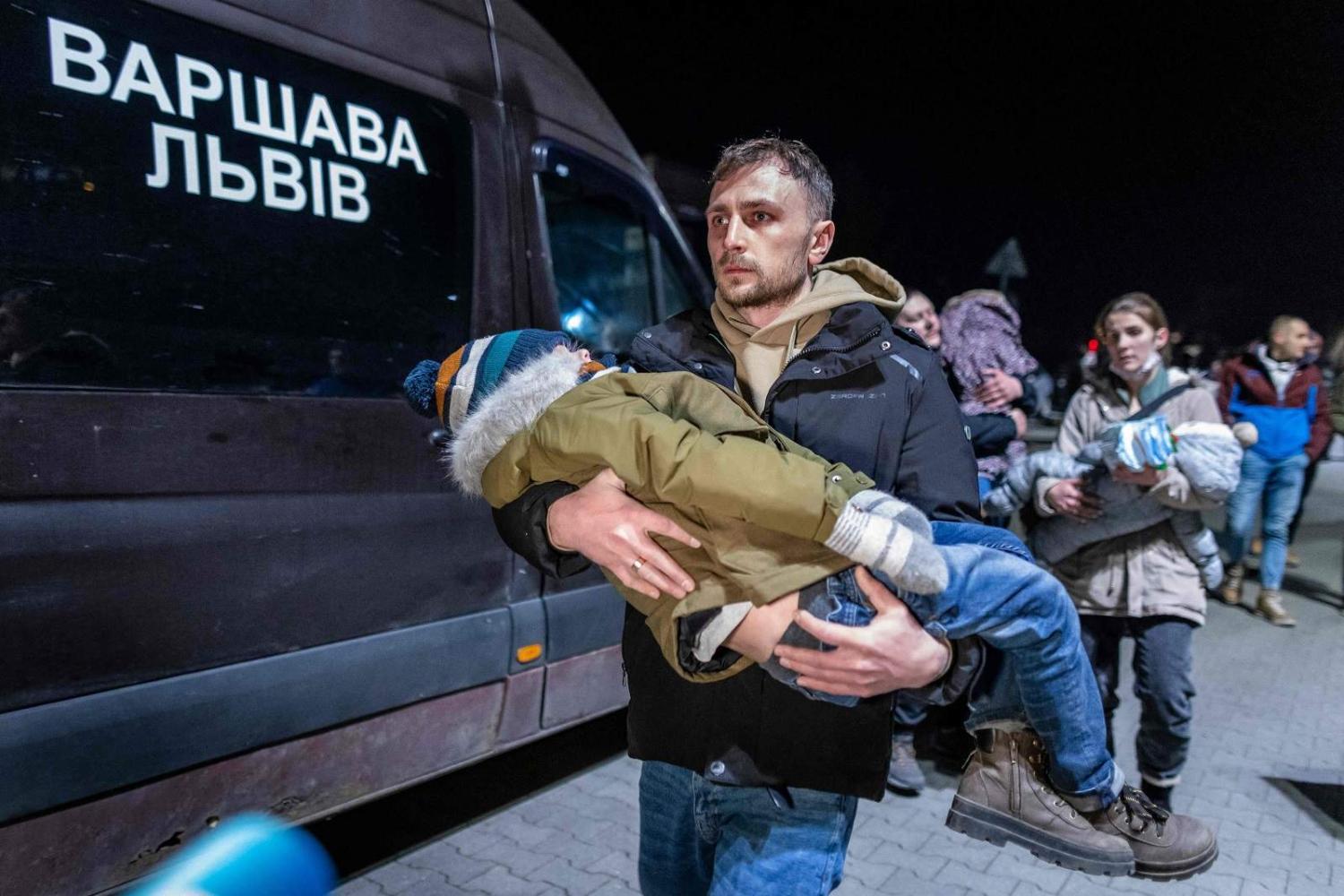 Планируется ужесточить въездные правила: ЕС может ограничить прием украинцев призывного возраста, — Spiegel