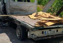 Доставка под прицелом: вражеский дрон атаковал грузовик харьковского предприятия, водитель в больнице