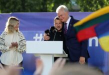 Науседа напомнил Навроцкому, почему не стоит ссориться с Зеленским