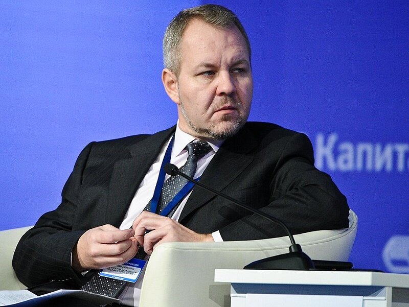 Иноземцев объяснил, почему удары по НПЗ для Путина опаснее, чем кажется