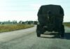 «Коридор» в Крым трещит по швам: ГУР эффектно уничтожило технику россиян (видео)