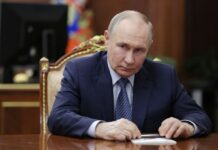 Коллапс на горизонте: в Госдуме предупреждают Путина о «грани социального взрыва»