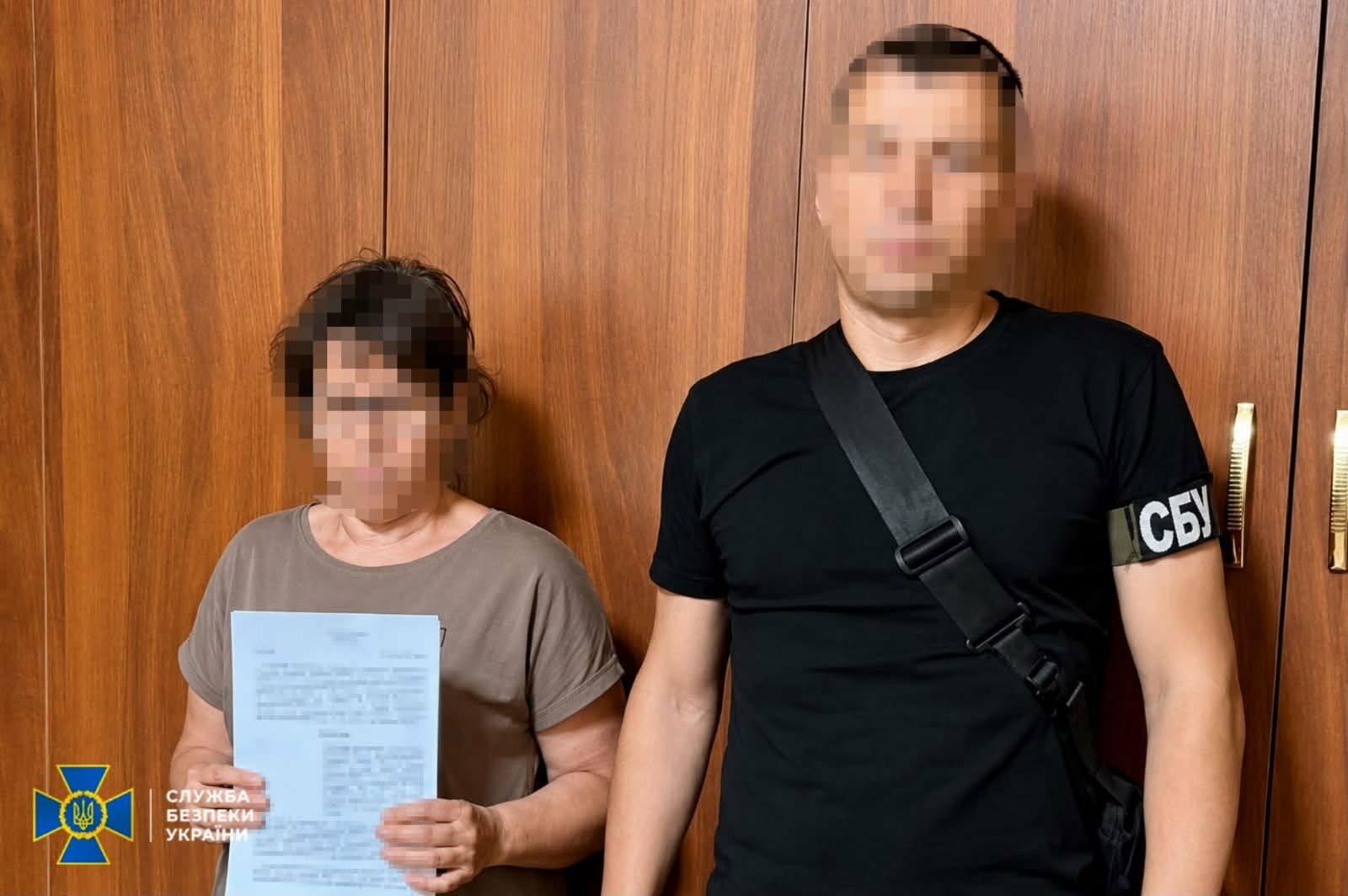 Работала на окупантов в Купянске: СБУ разоблачила финансистку псевдоадминистрации