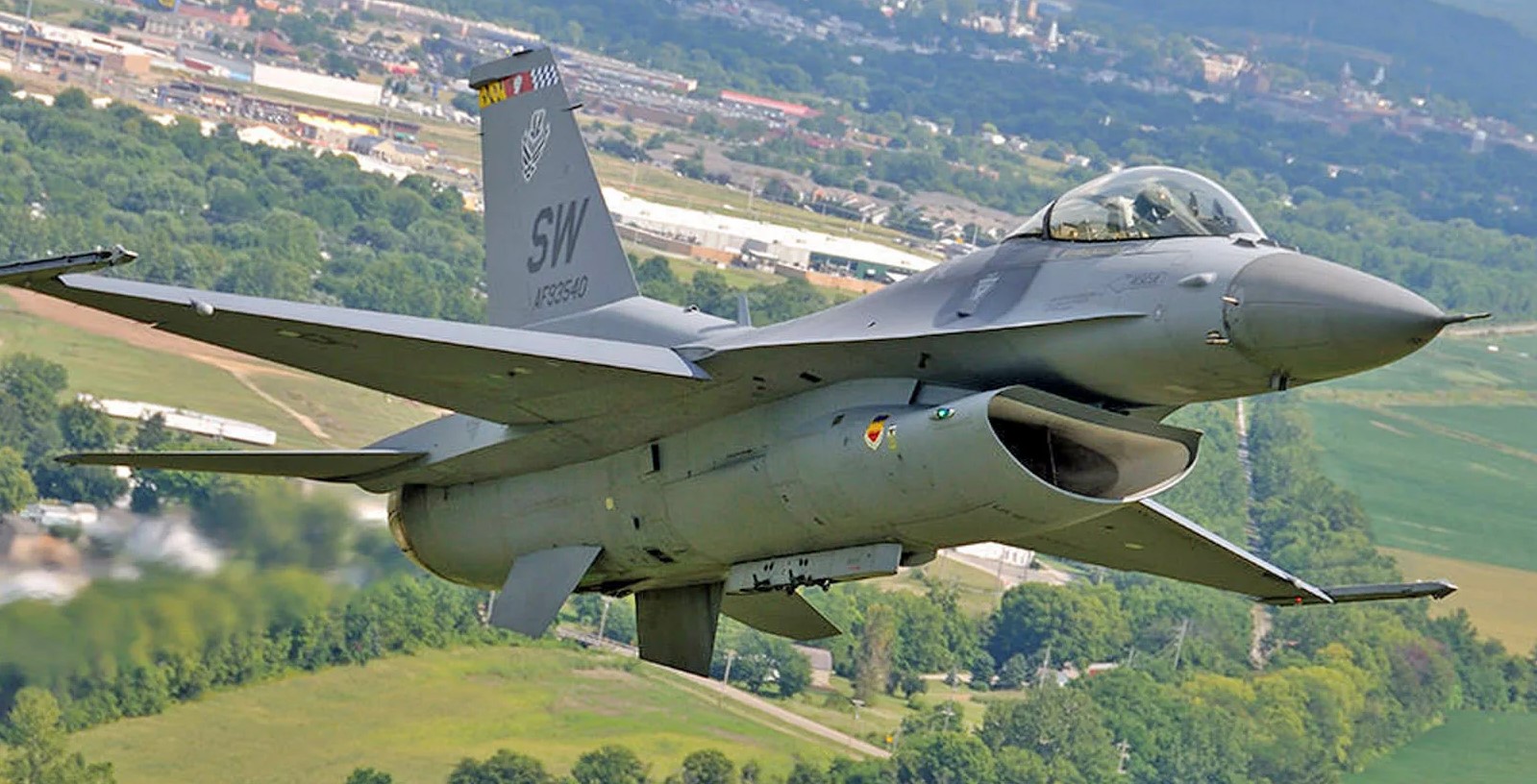Румынский F-16 сбил дрон, нарушивший воздушное пространство страны: его происхождение неизвестно